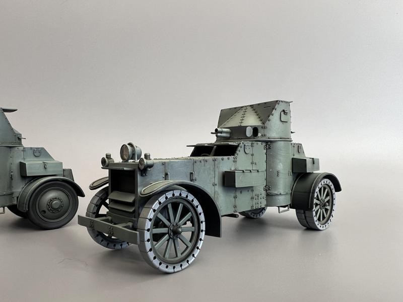1-35 scale White AM armoured car / Automitrailleuse White