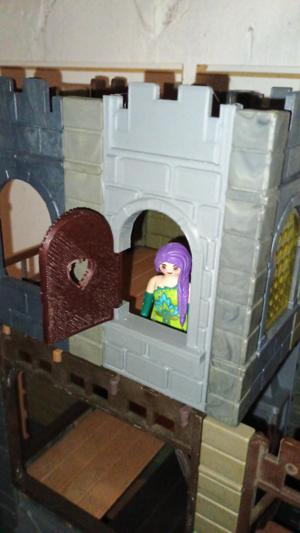 Playmobil castle,burg,castillo,church,iglesia,kirche, window openable window,ventana que se puede abrir,zu öffnendes Fenster steck system compatible