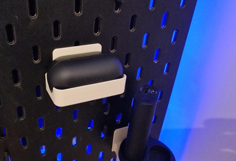 Sony WF-c7xx holder (an 'Ikea Skadis Charger wall' module)