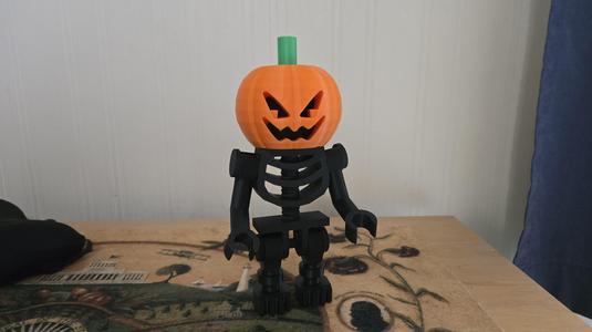 Big Bricks Pumpkin Head Skeleton