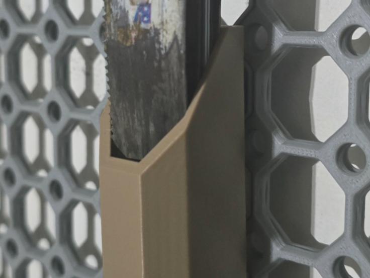 Recip Saw Blade Holder (6 Inch) - Multiboard