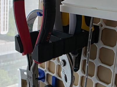 Wire cutter/Plier Holder for Opengrid Lite