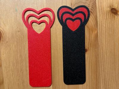x2 Heart Bookmarks On Sperate Plates