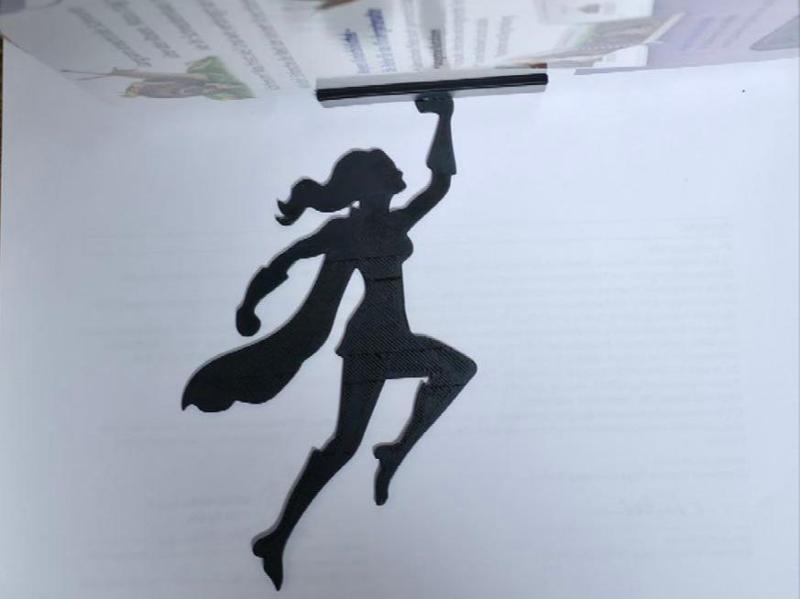 Supergirl for the Invisible Bookshelf Mount