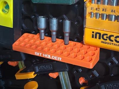 Bolt-Locked Multiboard Bit Holder - @mmuellerphoto