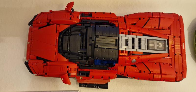 Ferrari Daytona SP3 - Horizontal Wall Mount