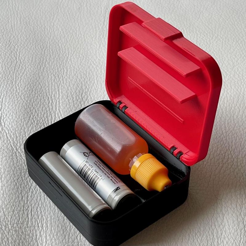 Vapors Travel Box