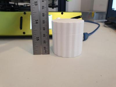 Screw top pot