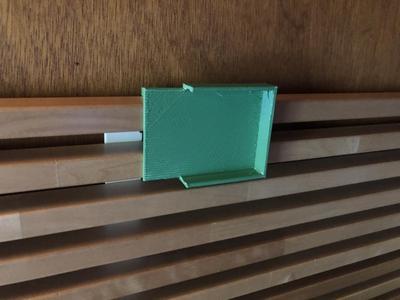 Pixel 4 holder for IKEA Mandal headboard