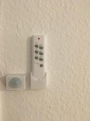 Intertechno remote holder