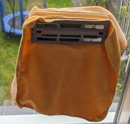 Magnetic Window Wiper