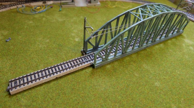 Arch bridge for Marklin M-tracks; H0 Bogenbrücke für Märklin M-Gleise