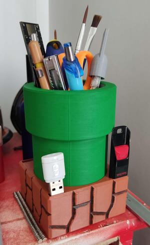 USB slots - Super Mario Bros Pipe Desktop Pencil Holder
