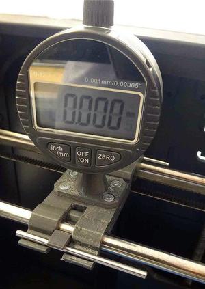 Precise levelling for MakerBot Replicator 2 by using digital indicator