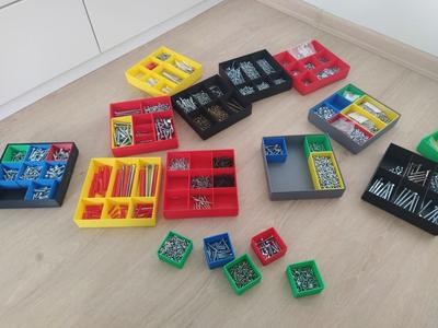 KraBox - stackable boxes