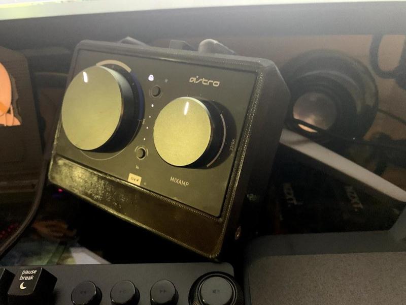 Astro Mixamp Pro TR Vertical Stand