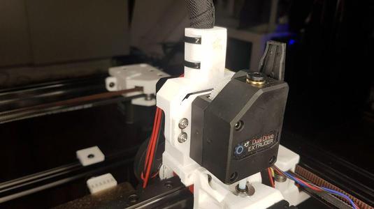 BLV MGN Cube X-carriage cable holder