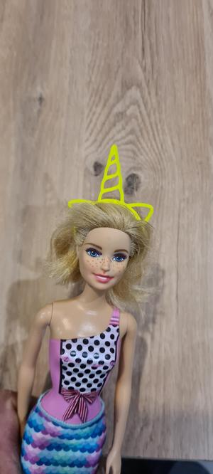 Barbie headband