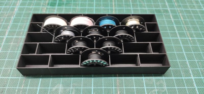 Bobbin holder for BERNINA jumbo bobbins