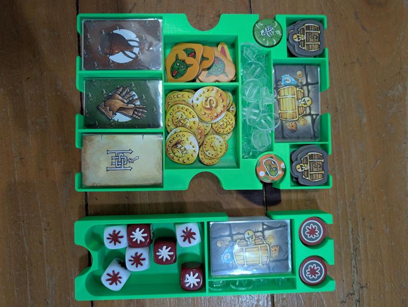 Coraquest Remix - Setup Tray and Dice Tray for Sleeved Cards (Retail Version)