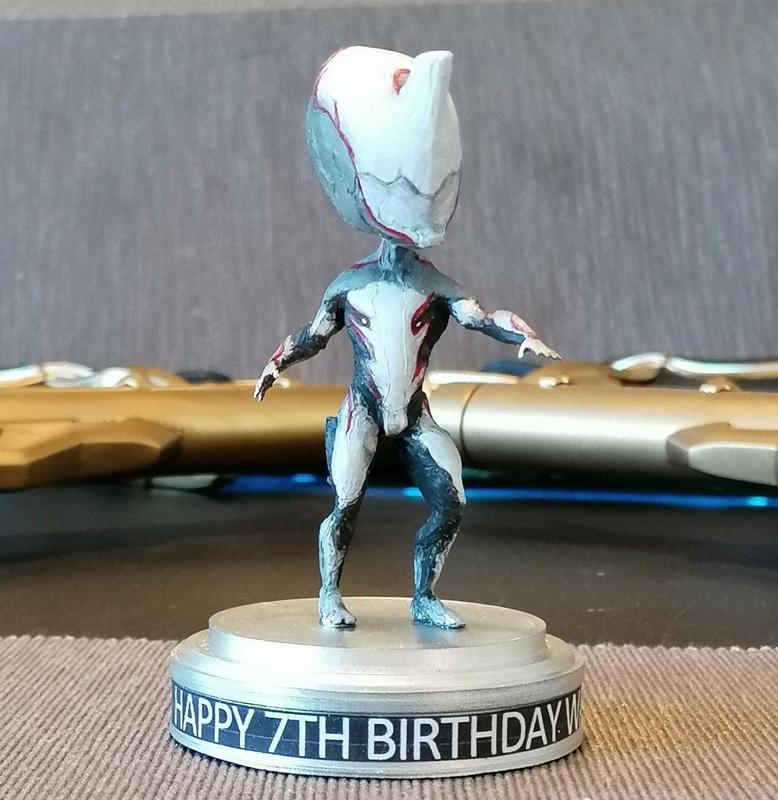 Excalibur noggle statue