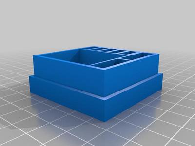 Fuse storage box