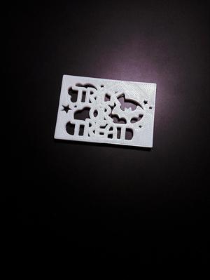 Halloween trick or treat magnet