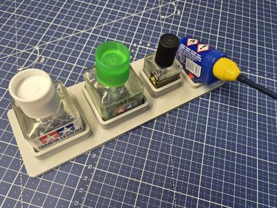 Glue holder x 4 - Tamiya, Revell, Chematic