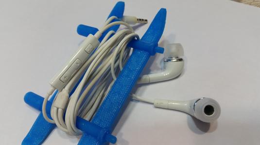 Ski Earphone cable organizer / Rangement écouteurs ski