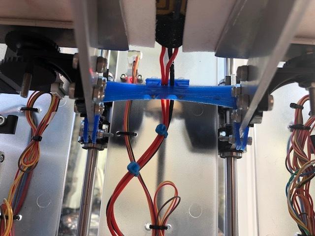 Velleman K8400 heated bed strain relief clamp