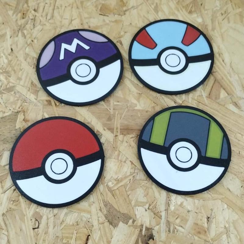 POKEBALLS COASTERS SET