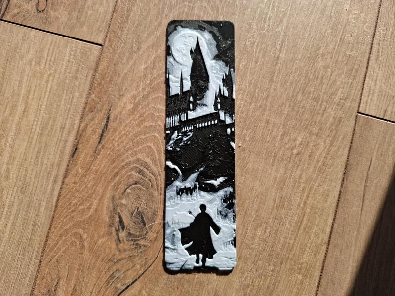 Harry Potter and Hogwart bookmark - Hueforge