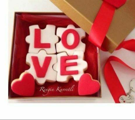 PUZZLE LOVE - VALENTINE'S DAY COOKIE CUTTER