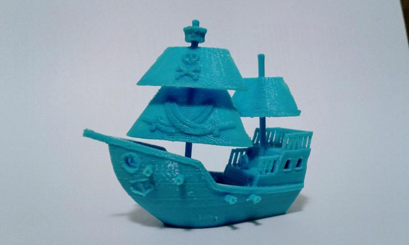 Shiver Me Timbers Benchy With Adjustable Sails.