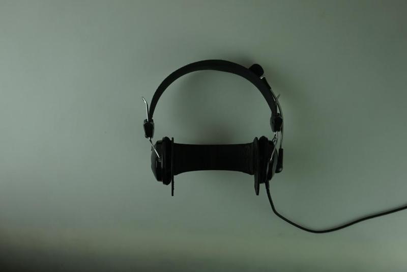 SilverStone Headphone Stand Design Contest "headset"