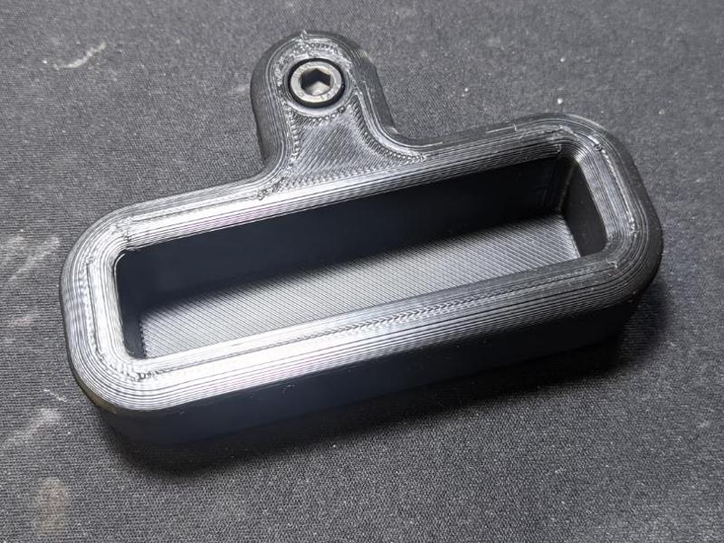 20 mm hold for Whc06 scale