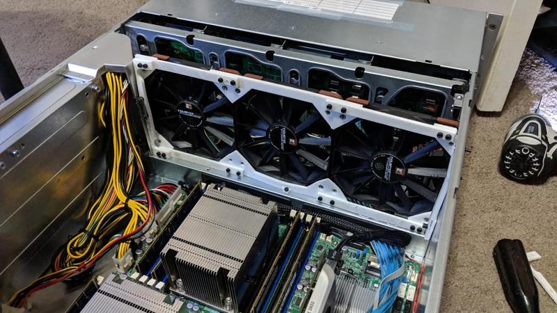 SUPERMICRO CSE846 120MM CENTER FAN ARRAY (FOR SMALLER PRINT BEDS)