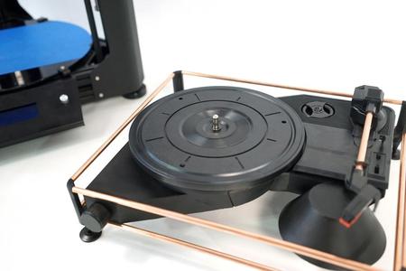 Atom Spinbox - A 3D DIY Portable Turntable Kit