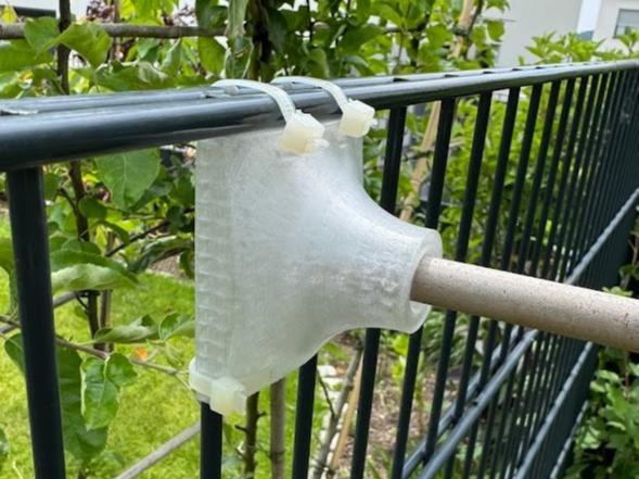 Mounting Plate for Plant Support