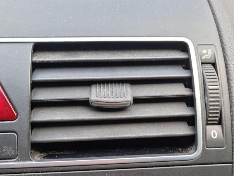 VW Touran Air Vent Grille