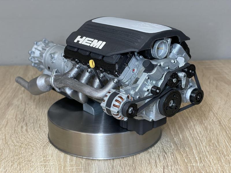345 cui (5.7 L) HEMI engine style + ZF8 gearbox
