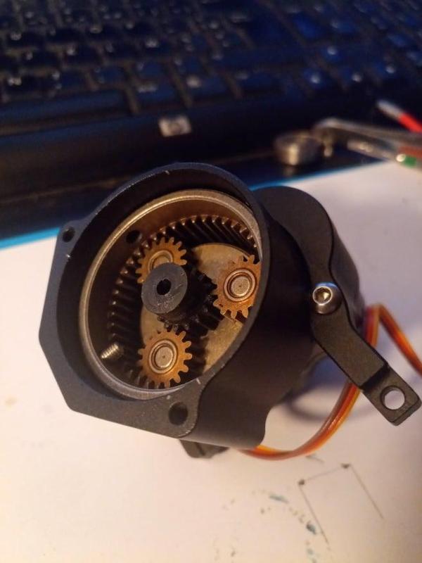 Motor pinion 15T M0.8 for Axial SCX10