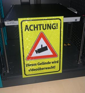 Achtung das Gelände wird Videoüberwacht Schild