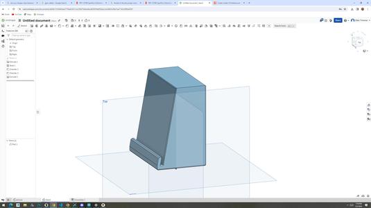 polaroid picture stand