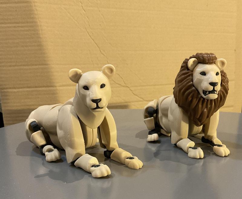 Lion Poseable Toy