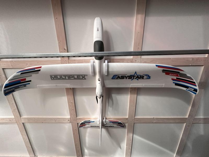 Hanger for Multiplex Easystar 3