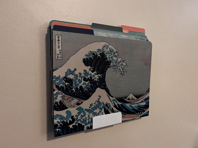 Folders wall mount