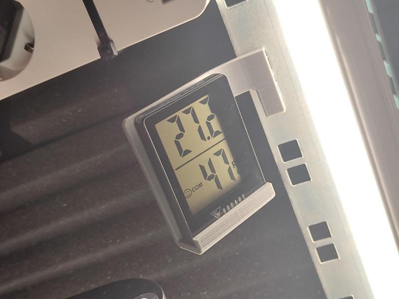 Hygrometer/Thermometer Mount Server Rack