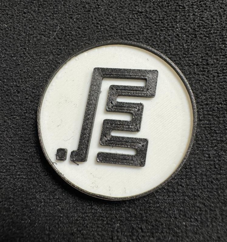 Hc Energie KV logo and keychain