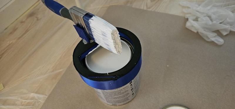 Paint brush holder  (10.2 Ø)